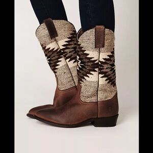 Frye Limited Edition Billy Blanket Boot, Navajo Woven Aztec Pattern Womens Sz 7